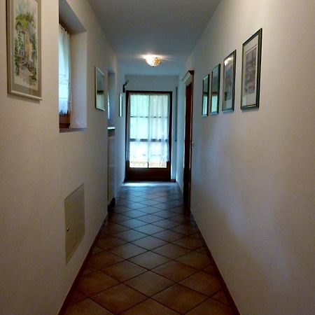 Appartamenti Majon Sotroi Кампитело ди Фаса Стая снимка